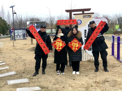 浙江嘉善：迎新春 送祝福 反邪宣传处处生花(1)270.png